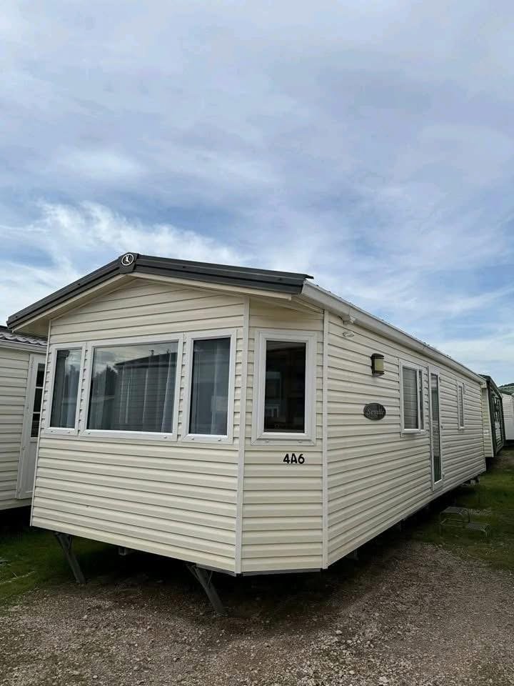 The 4A6 Home